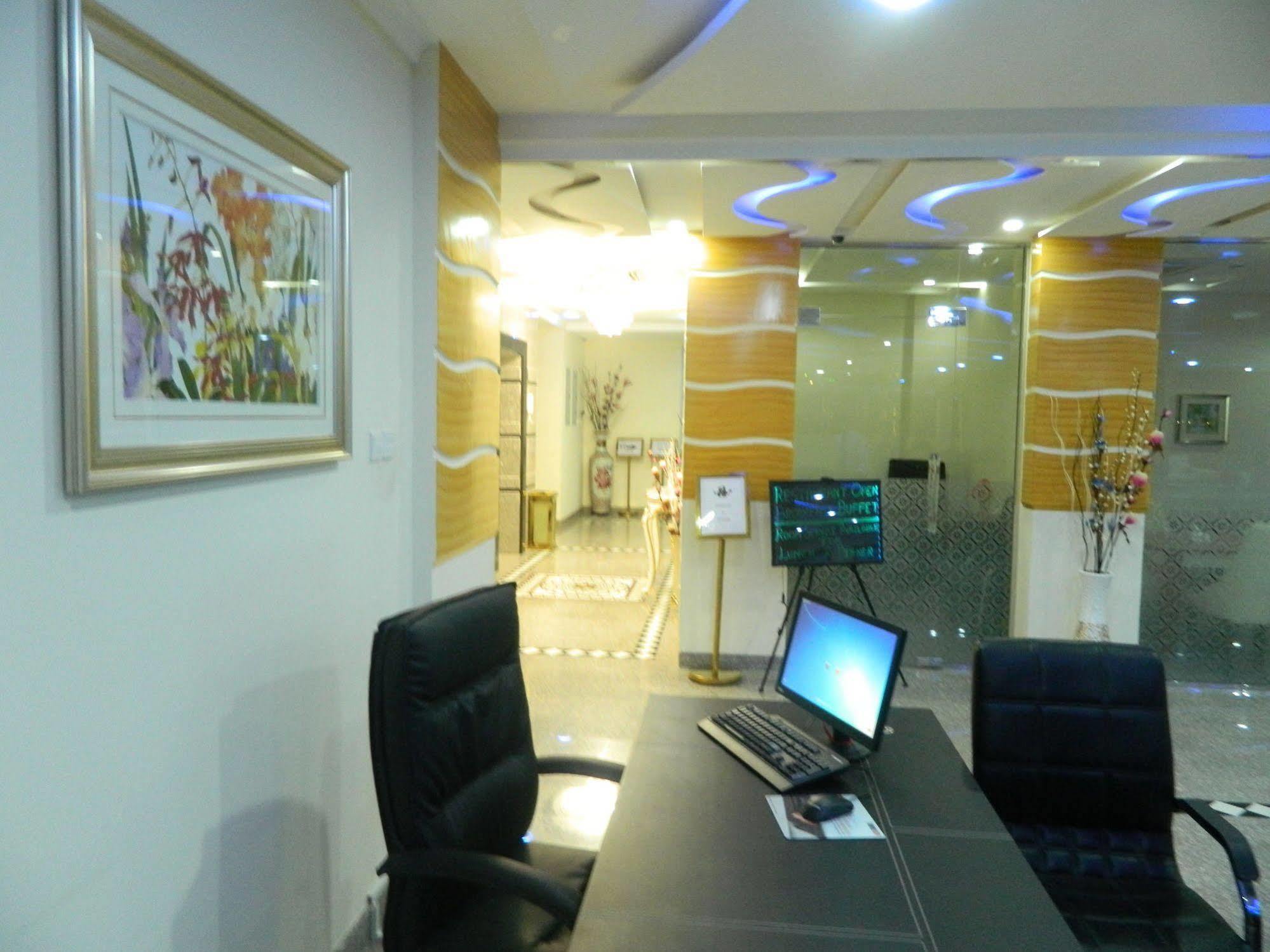 Wanasa Hotel Apartments Muscat Luaran gambar